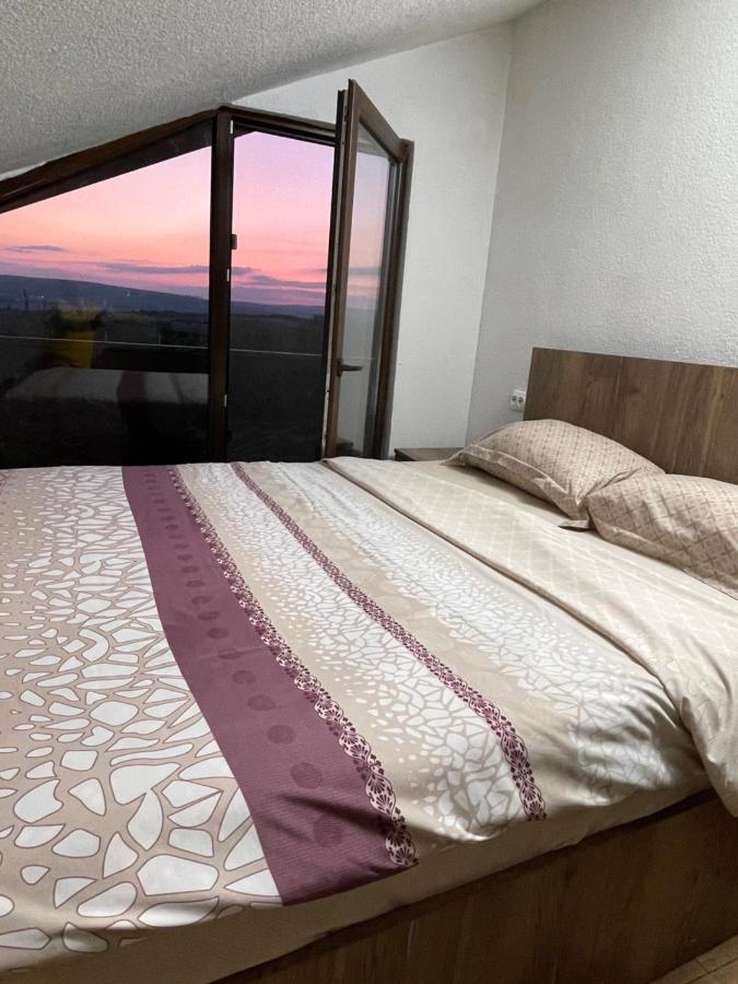 Wineyards Salin Bed and Breakfast Turda Eksteriør billede